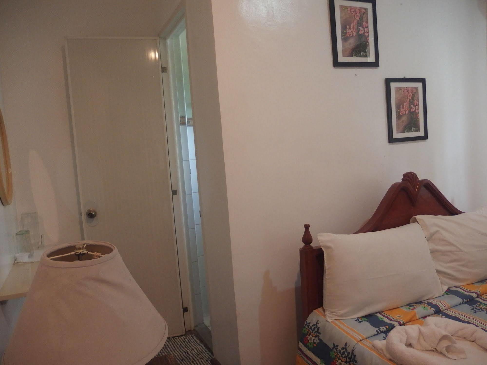 Sipalay Jamont Hotel Buitenkant foto