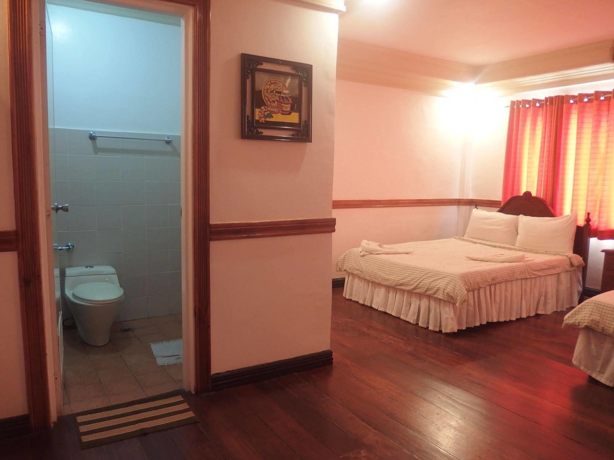 Sipalay Jamont Hotel Buitenkant foto