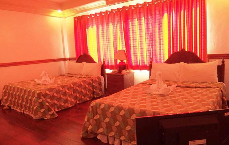 Sipalay Jamont Hotel Buitenkant foto