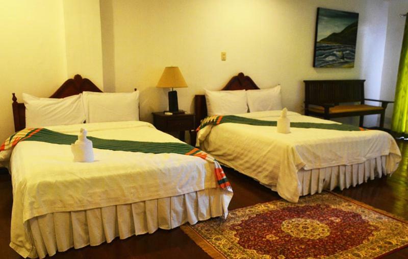 Sipalay Jamont Hotel Buitenkant foto